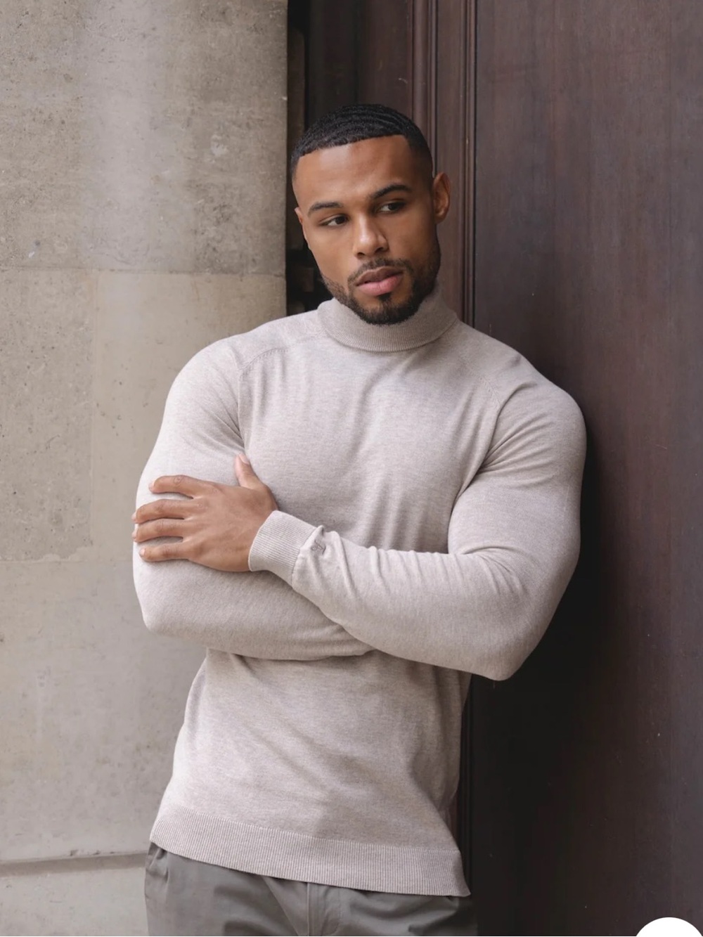 TAILORED ATHLETE MEN’S COTTON BLEND ROLL NECK SWEATER IN NEUTRAL MARL LARGE